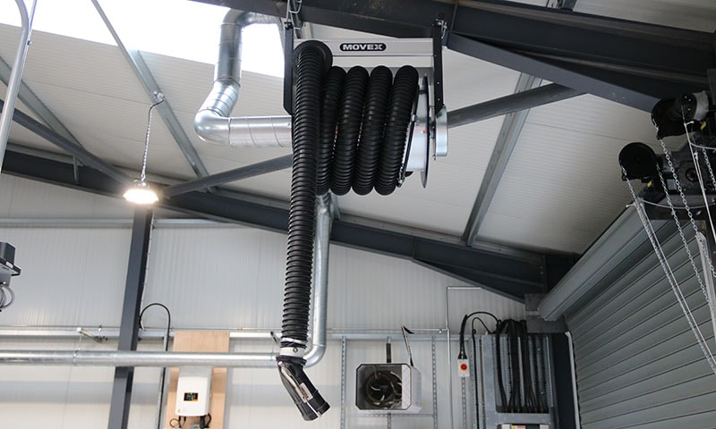 Spring recoiled hose reels