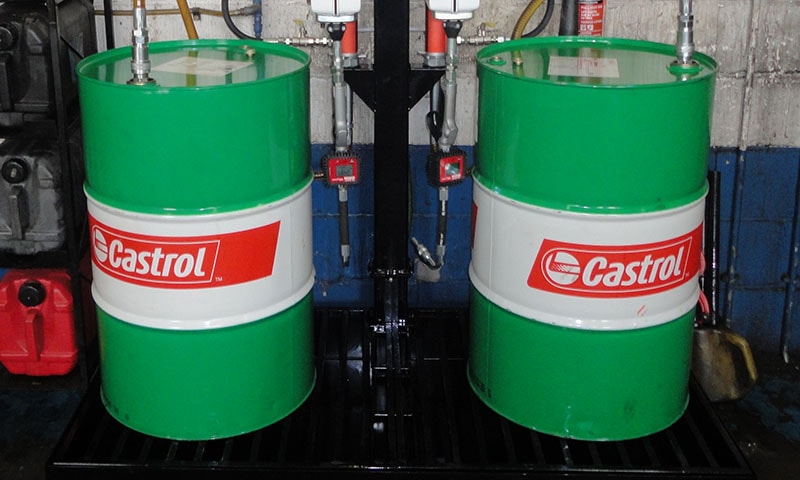 Remote fill cabinet and oil delivery pipework