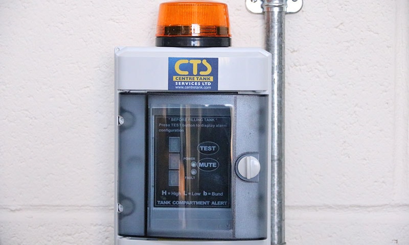 Industrial tank level alarm warning system